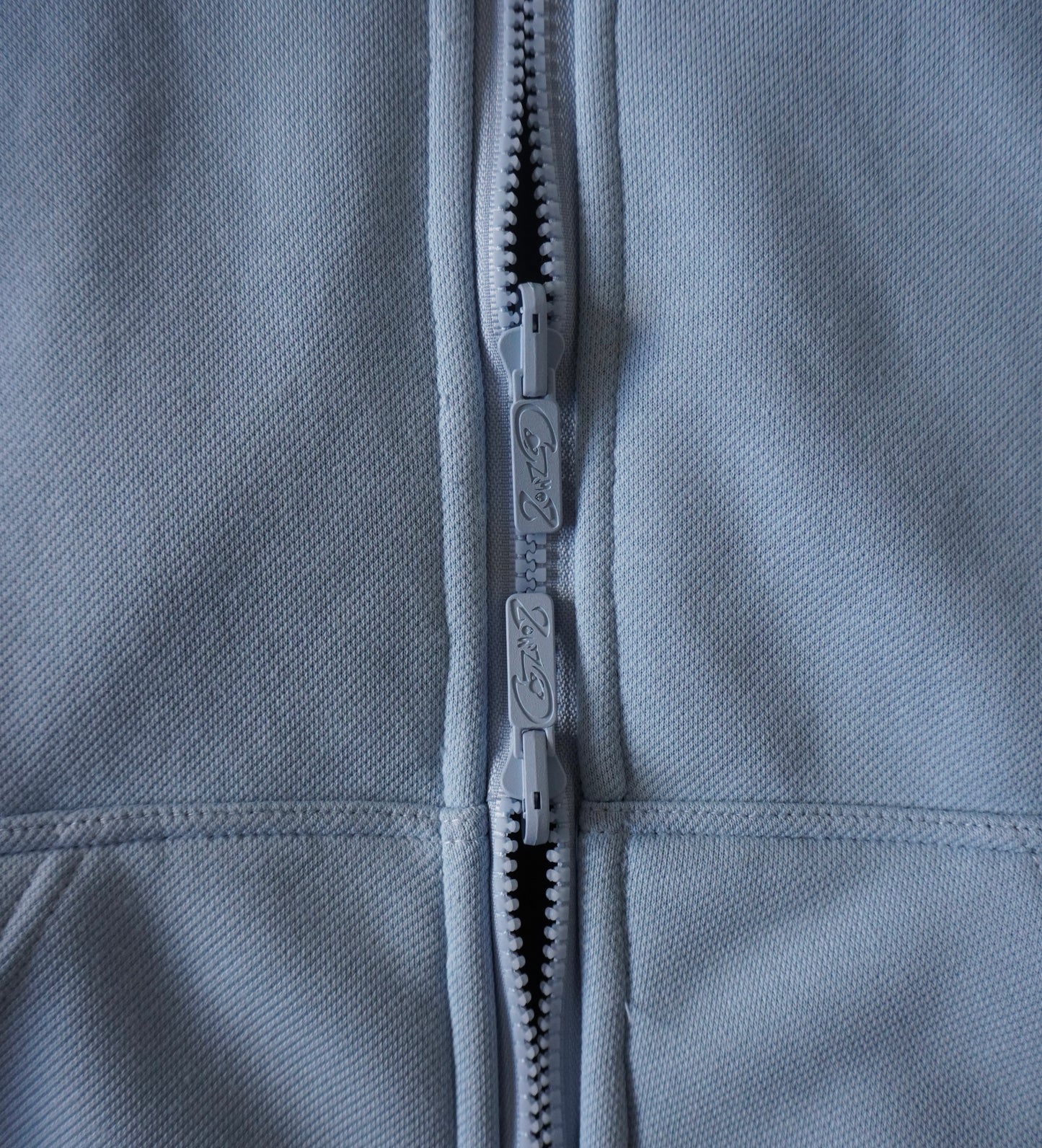 Reverisble zip-up hood (blue & black)