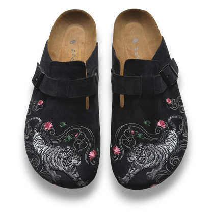 White Tiger Clogs - Black